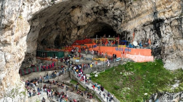 Another Batch Of Pilgrims Leaves For Amarnath Shrine In Kashmir