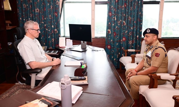 Newly Appointed Kashmir IG Sujit Kumar Meets CM Omar Abdullah