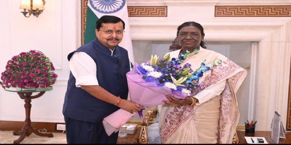 BJP President Nitin Nabin Meets President Droupadi Murmu