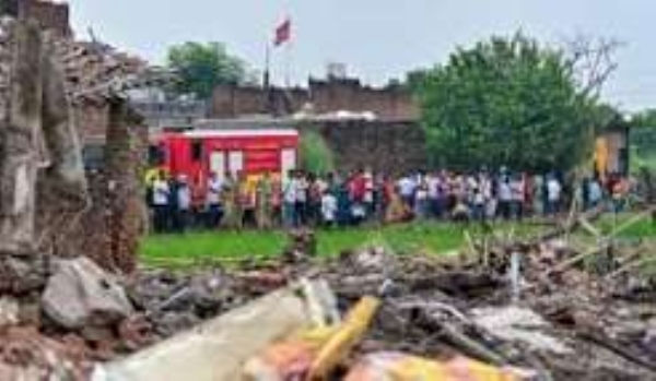 11 people died and five people were seriously injured in the explosion