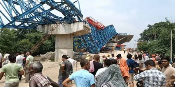 Seven Workers Injured as Beam Launcher Collapses at Under-Construction Bridge Site in Bihar’s Vaishali