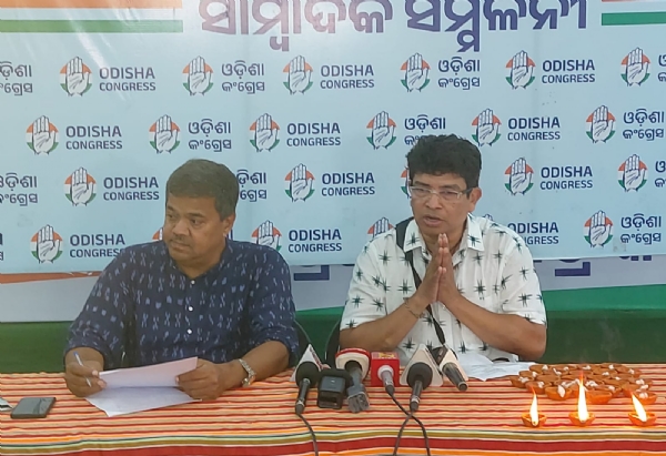 Press conference in Congress Bhavan Press conference in Congress Bhavan