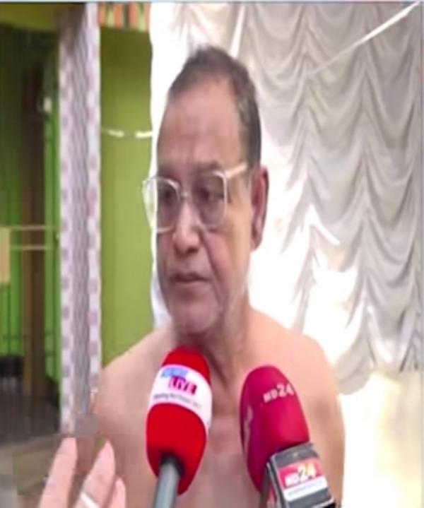 Father of the killed accused Ramanuj Goswami.