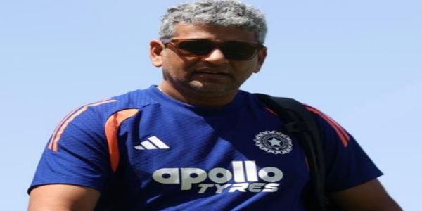 Asian Games 2026: Indian Women’s Cricket Team Arrives in Japan; Coach Majumdar Excited About Challenge