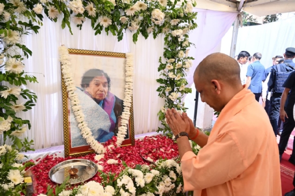 UP CM pays heartfelt tribute to Sudha Singh