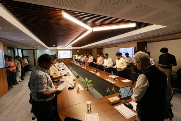 Officials during the inauguration of the ‘Swachhata Hi Seva’ campaign. Officials during the inauguration of the ‘Swachhata Hi Seva’ campaign.