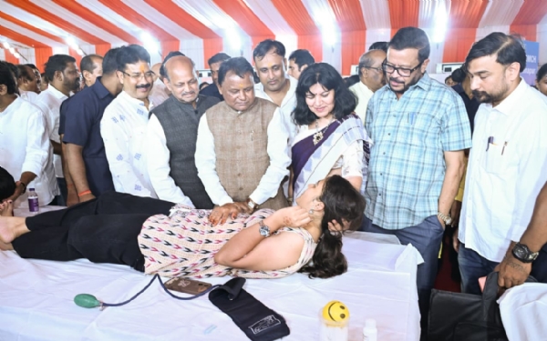 CM attends mega blood donation camp at the IDCO Exhibition Ground