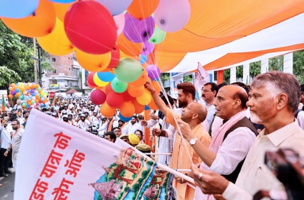 UP CM & Rajnath Singh flagged off Seva Sankalp Bike Yatra from Varanasi to Vadnagar