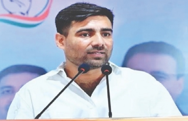 Vinod Jakhar