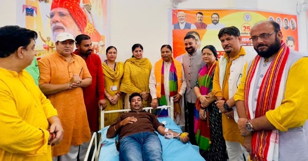BJP organises blood donation camps under Seva Sankalp across J&K BJP organises blood donation camps under Seva Sankalp across J&K