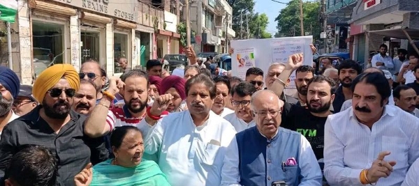 JKPCC Chief Leads Anti-BJP Protest In Jammu Over Poster Linking Gandhi, Akhilesh With Militancy