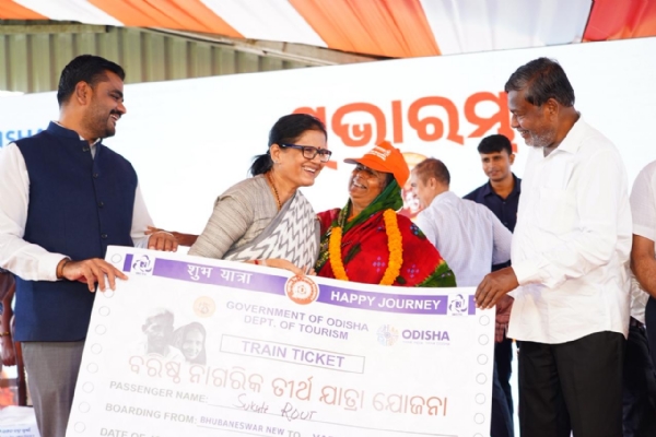 Odisha’s Free Pilgrimage Train Carries 800 Senior Citizens and Officials to Ayodhya