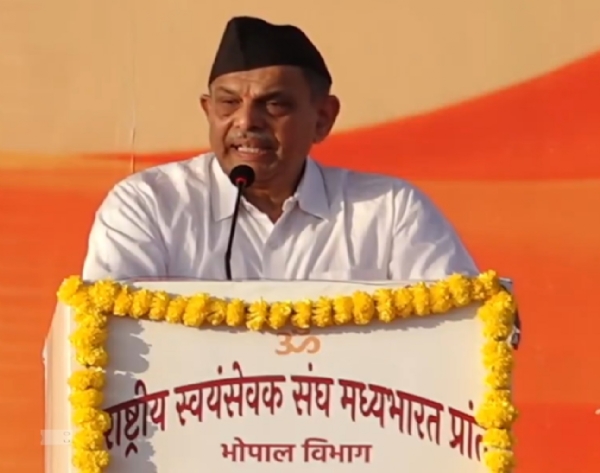 भोपल के लाल परेड ग्राउंड में संघ का विशाल स्वयंसेवक एकत्रीकरण में सरकार्यवाह दत्तात्रेय होसबाले ने कहा