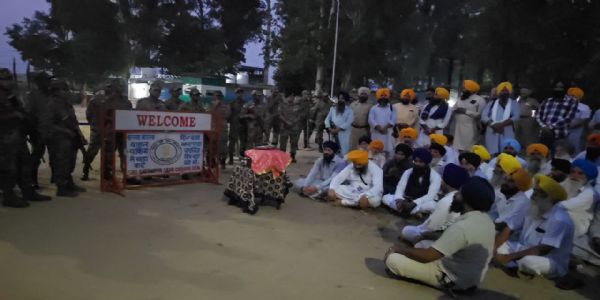 Prayers Held in India and Pakistan Seeking Reopening of Kartarpur Corridor