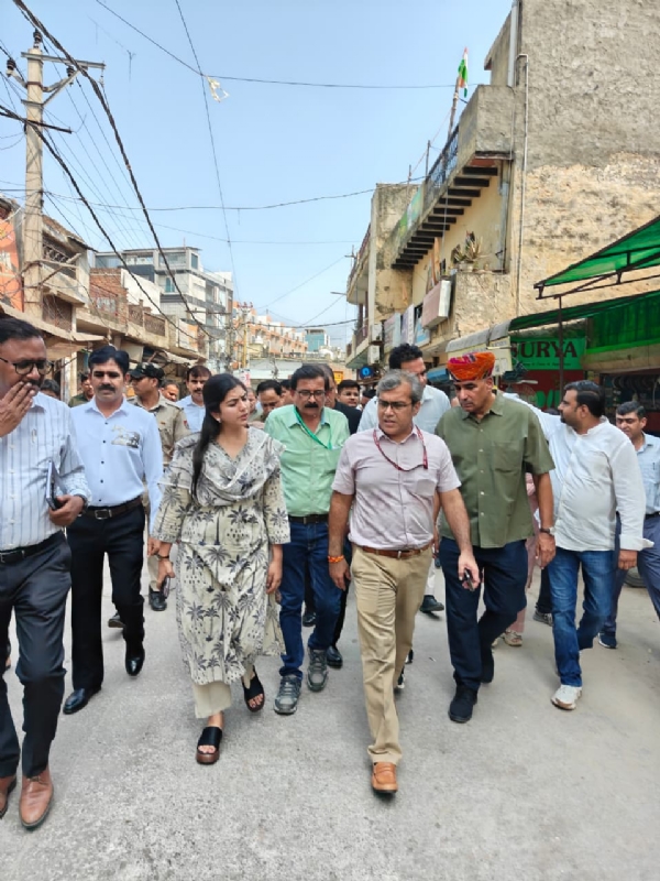 Municipal Commissioner Sanjeev Khirwar during an inspection.