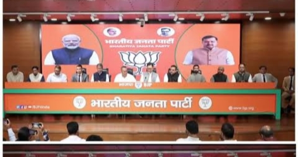 Union Parliamentary Affairs Minister Kiren Rijiju and others during a press conference.