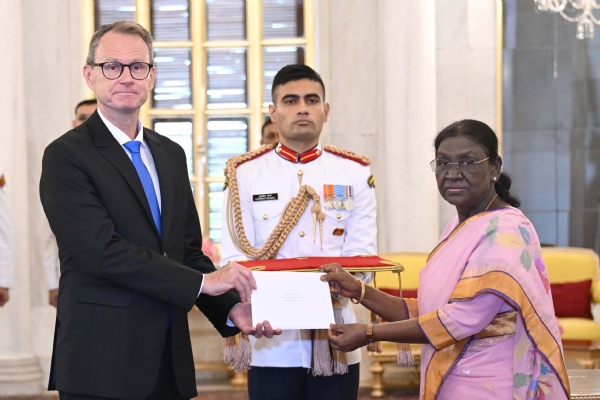 Finland’s Ambassador Mikko Kivikoski presenting his credentials to President Droupadi Murmu on Friday. Finland’s Ambassador Mikko Kivikoski presenting his credentials to President Droupadi Murmu on Friday.