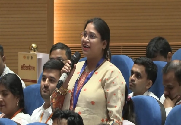 Shruti Srivastava from Lucknow expressed deep joy and gratitude after receiving government appointment letters from Chief Minister