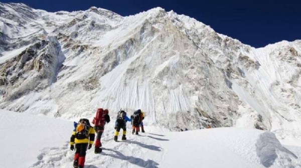 Nepal Grants Climbing Permits to 637 Mountaineers for 18 Peaks