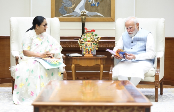 PM Narendra Modi and Delhi CM Rekha Gupta