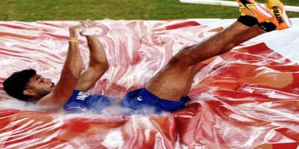 Asian Games: Dev Meena Shatters Own National Record in Pole Vault