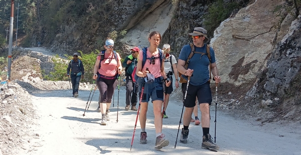 Foreign tourists returning from Nepal.