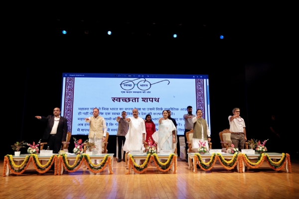 Union Minister for Social Justice and Empowerment Dr. Virendra Kumar, Minister of State B. L. Verma and Delhi Chief Minister Rekha Gupta take the ‘Swachhata Hi Seva’ pledge at the ‘Safai Mitra Suraksha Evam Samman’ camp in New Delhi on Wednesday.
