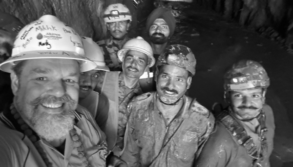 Australian tunnel expert and geologist Professor Arnold Dix with Rescue team Australian tunnel expert and geologist Professor Arnold Dix with Rescue team